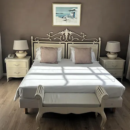 Beau Site - Cap D'antibes 호텔 4*