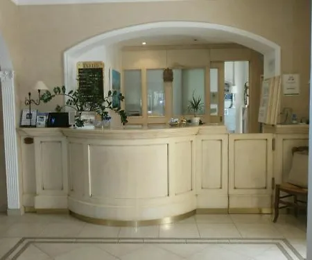 Hotel Beau Site - Cap D'antibes 4*