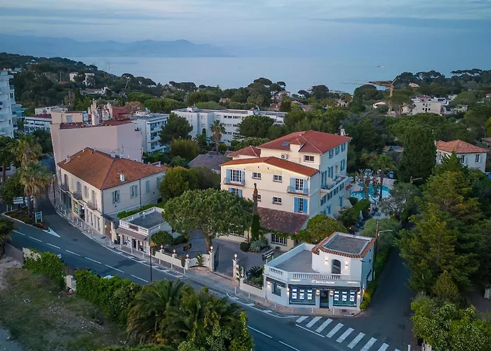 Hotel Beau Site - Cap D'antibes 4*