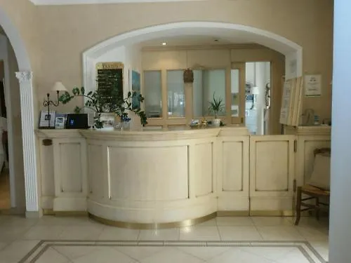 Hotel Beau Site - Cap D'antibes 4*